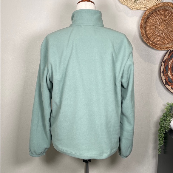 NWT’s Women’s Patagonia Micro D 1/2-Zip Fleece Pullover Elwood Green Size Medium - Picture 4 of 15